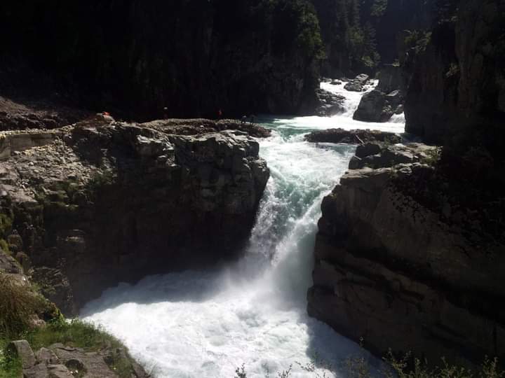 Aharbal waterfall